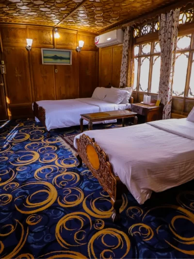 Girls hostel room